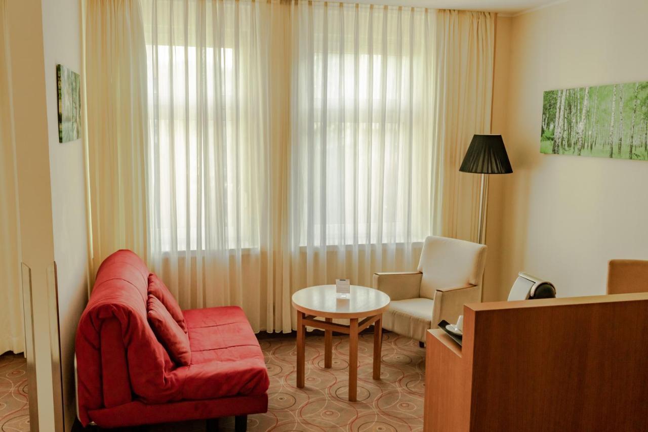 Hotel Blauer Engel Aue  Esterno foto