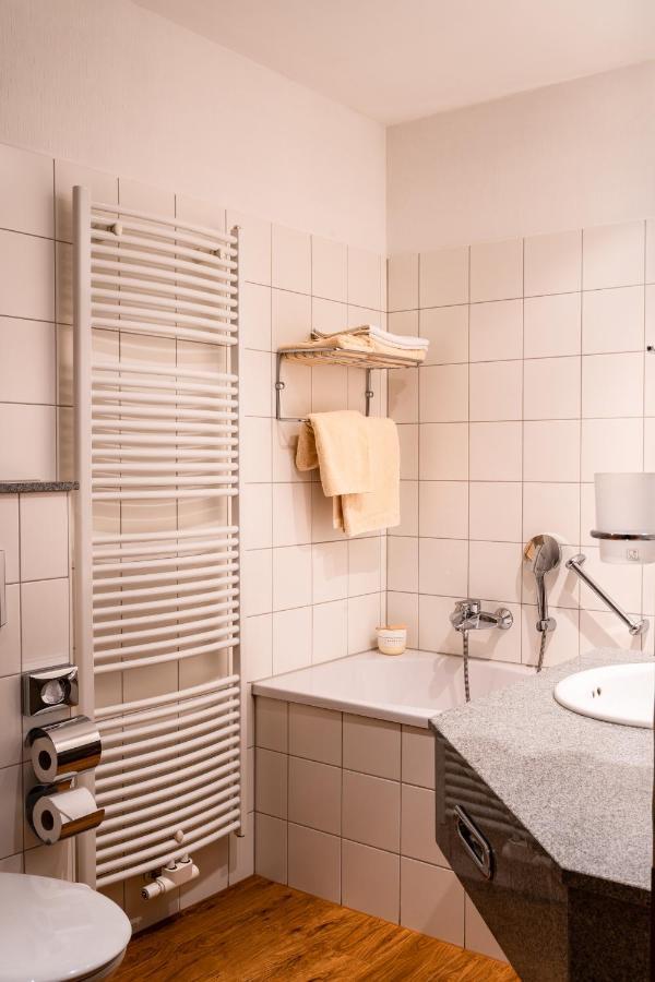 Hotel Blauer Engel Aue  Esterno foto