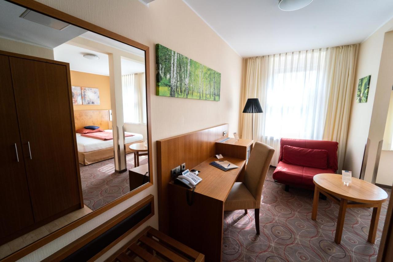 Hotel Blauer Engel Aue  Esterno foto